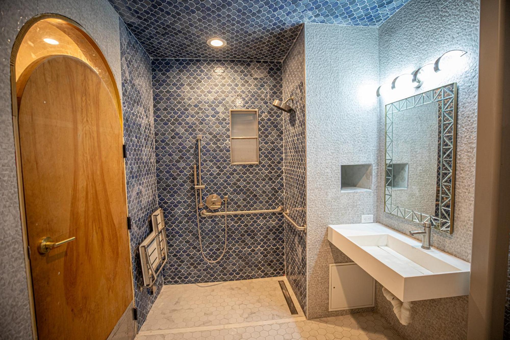 Social Stays - Santa Barbara'S First Hostel On State Street Екстериор снимка